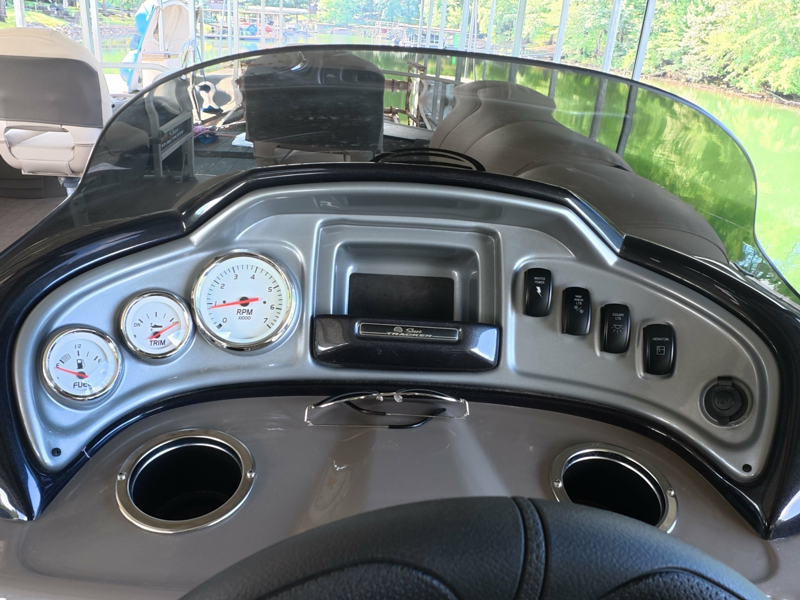 2023 Tracker 