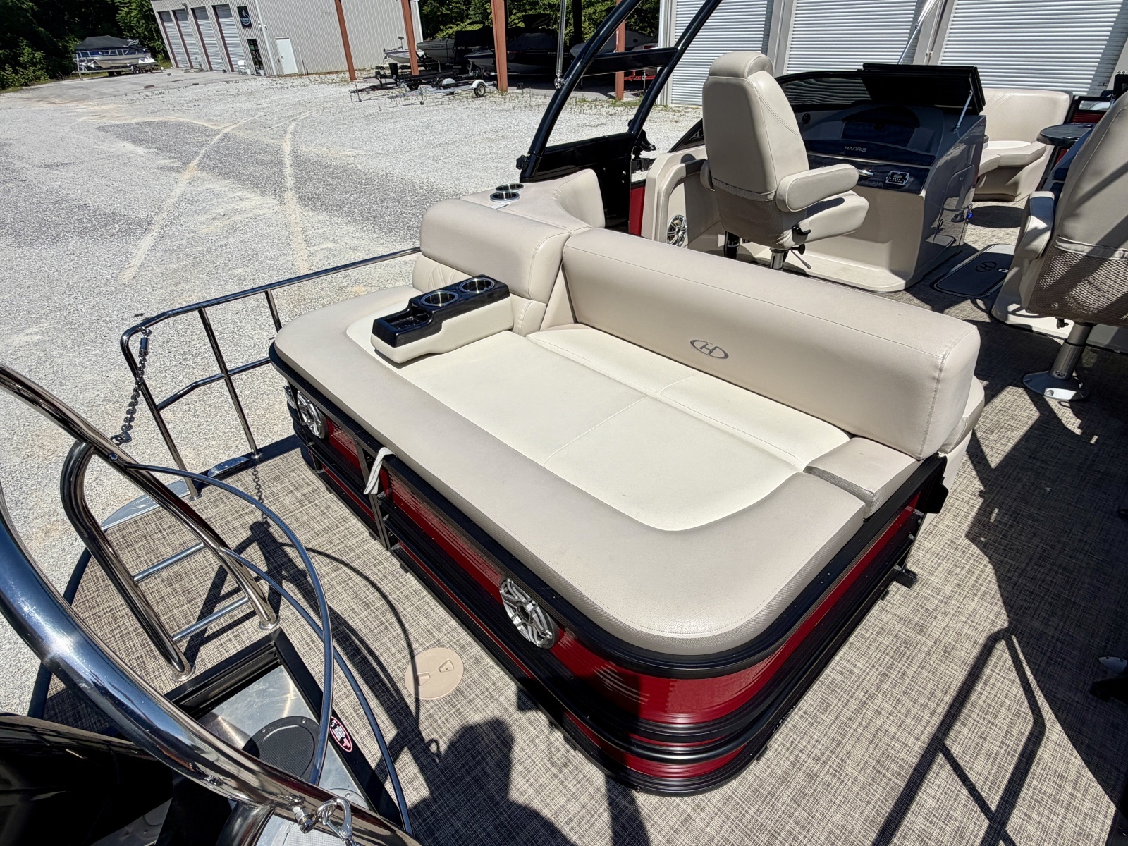 2019 Harris Solstice DC 230 SLDH Tritoon