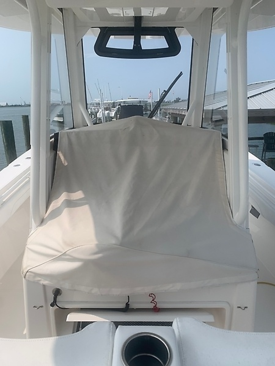2020 Regulator 31 FS
