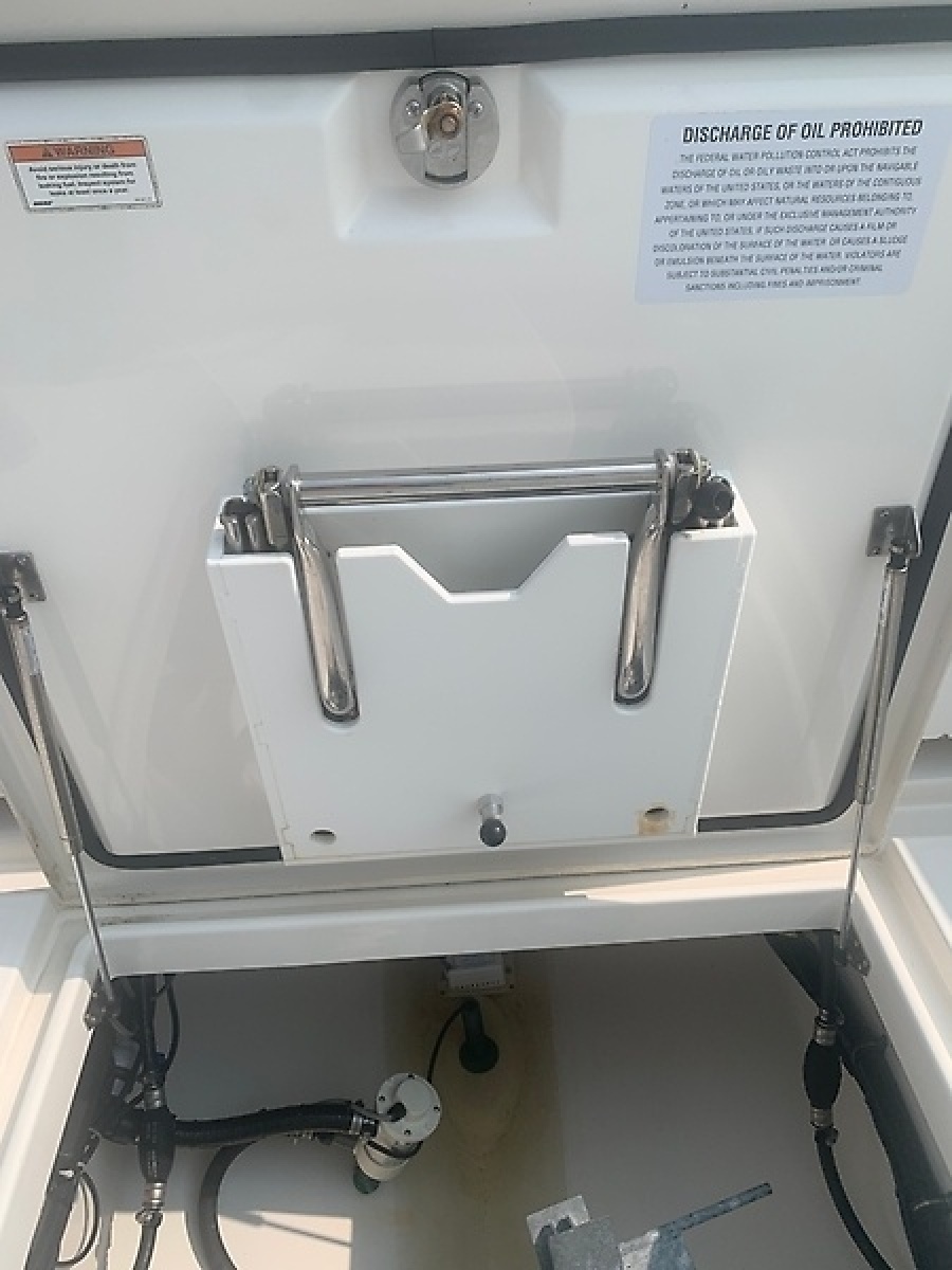 2020 Regulator 31 FS