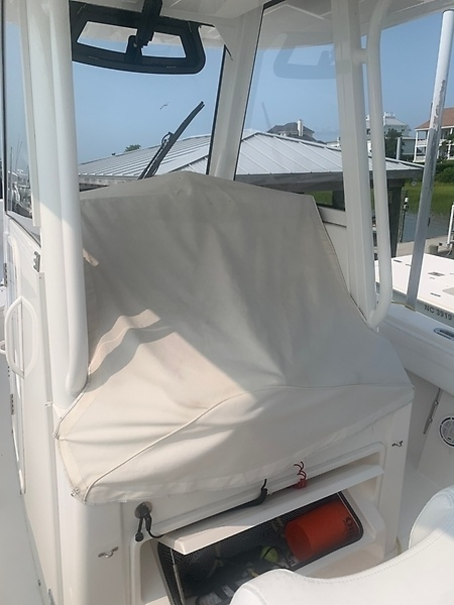 2020 Regulator 31 FS