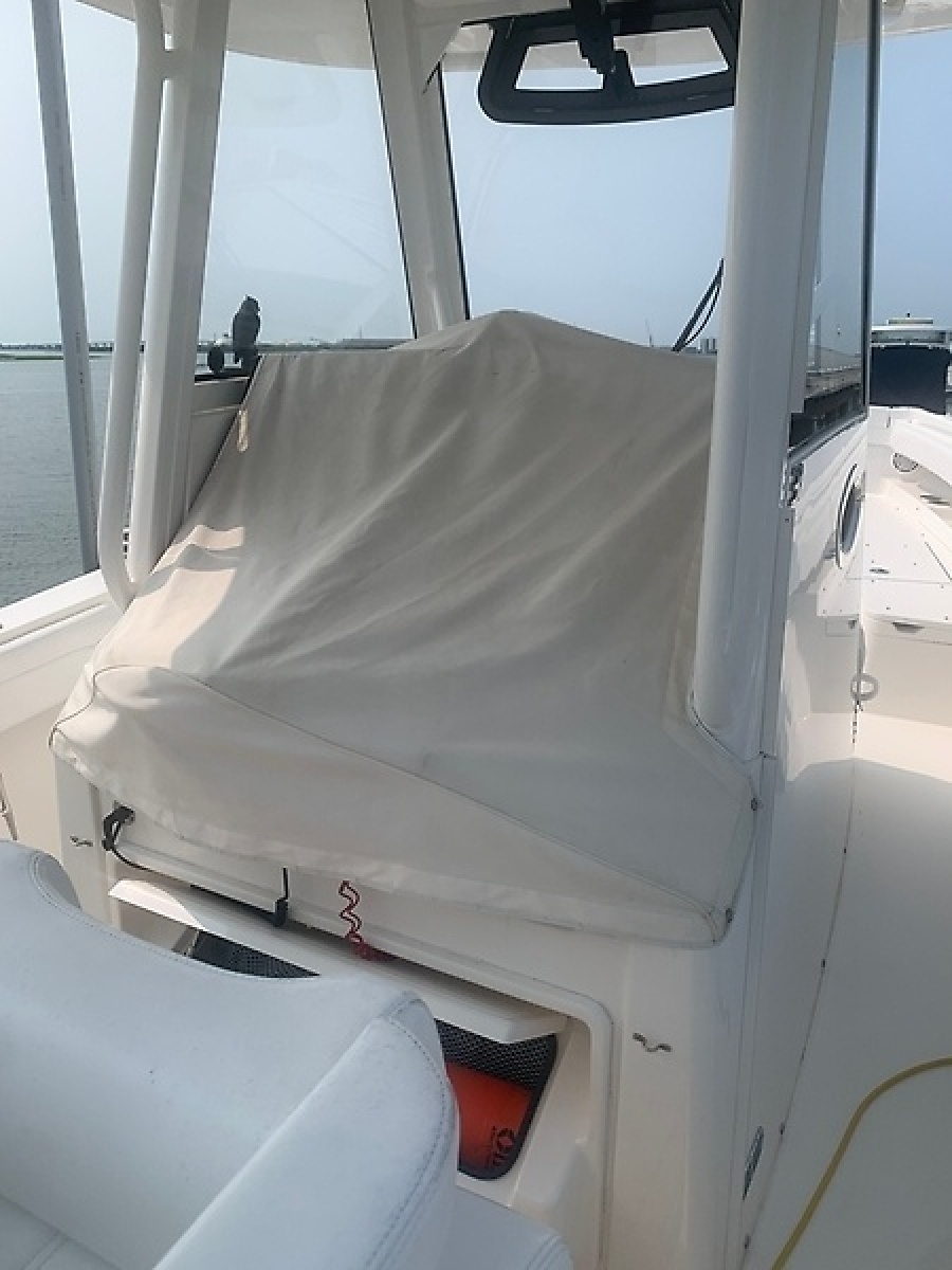 2020 Regulator 31 FS