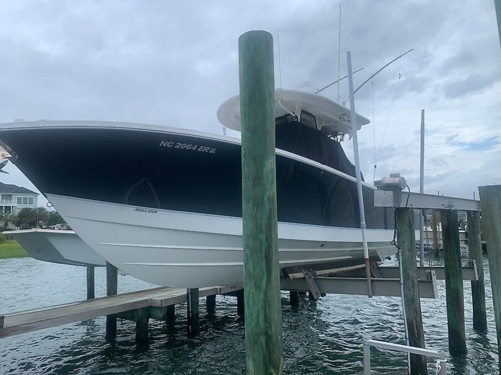 2020 Regulator 31 FS