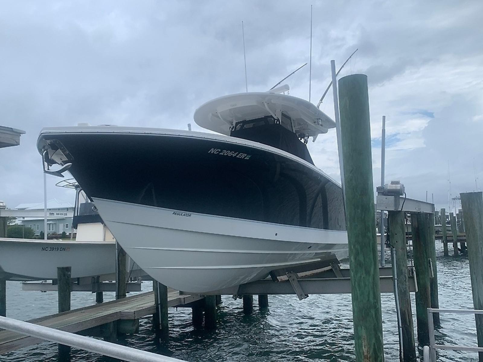 2020 Regulator 31 FS