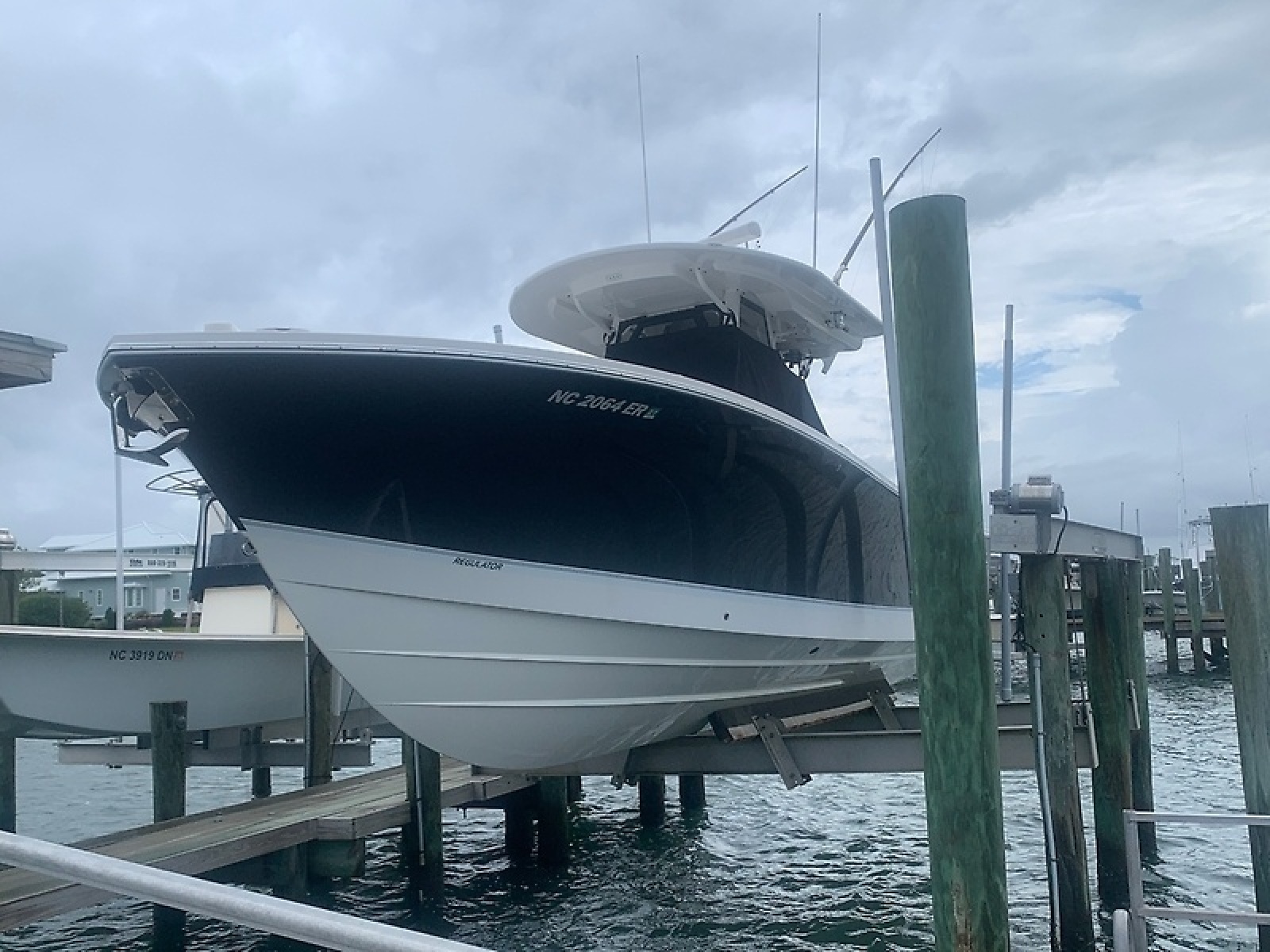 2020 Regulator 31 FS