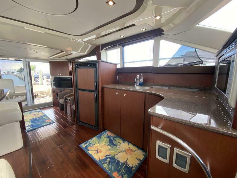 2014 Meridian 441 Sedan