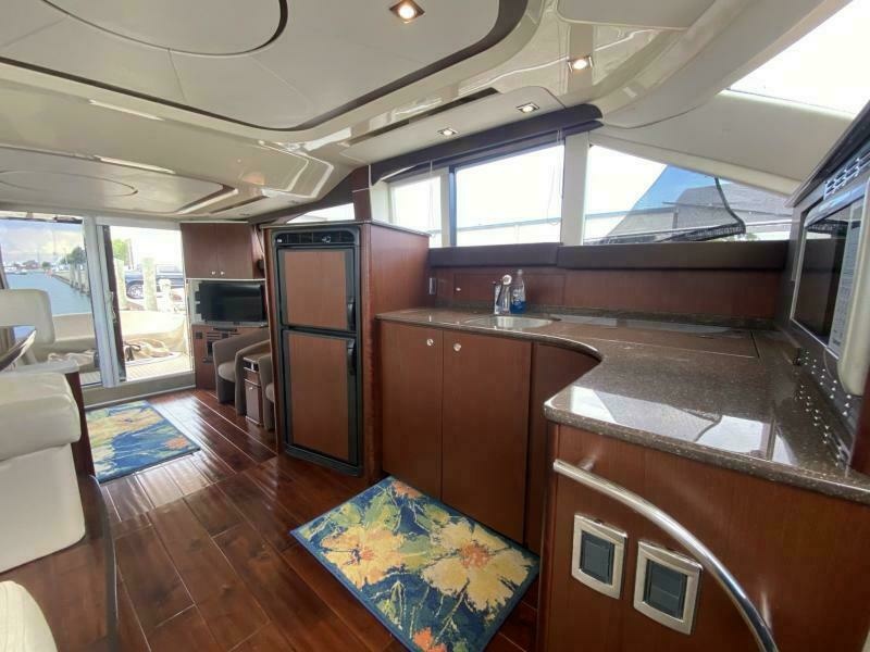 2014 Meridian 441 Sedan