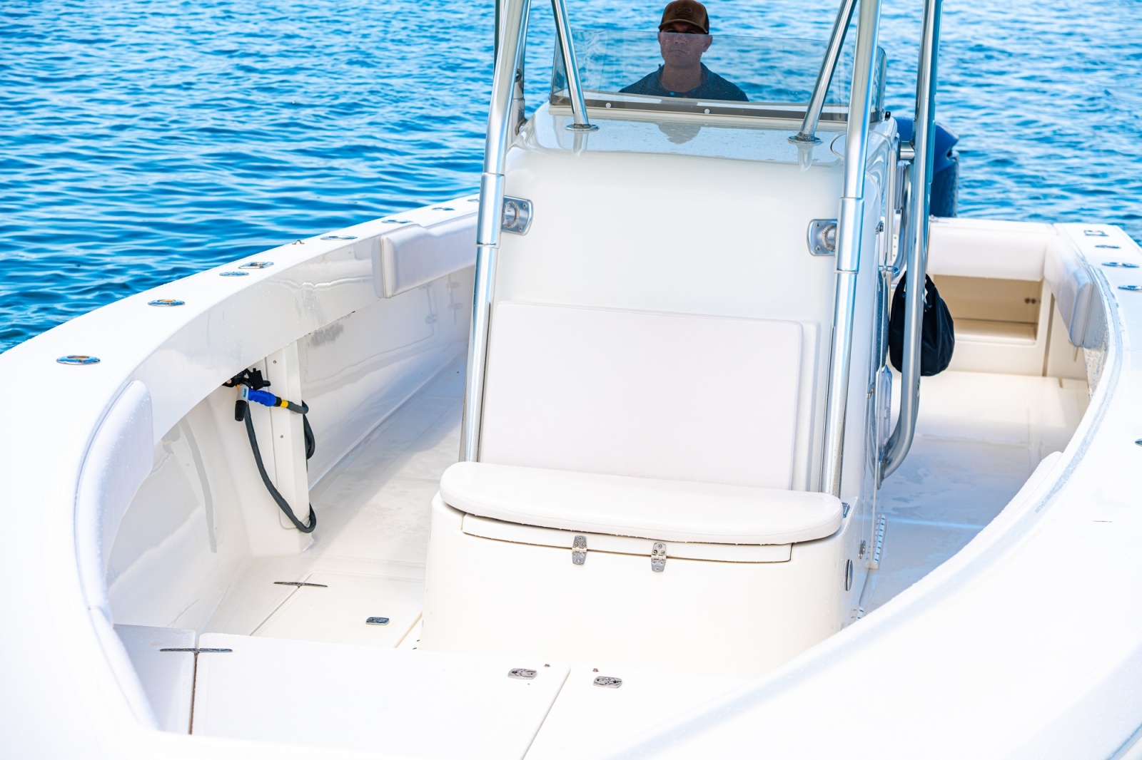 2004 Venture 34
