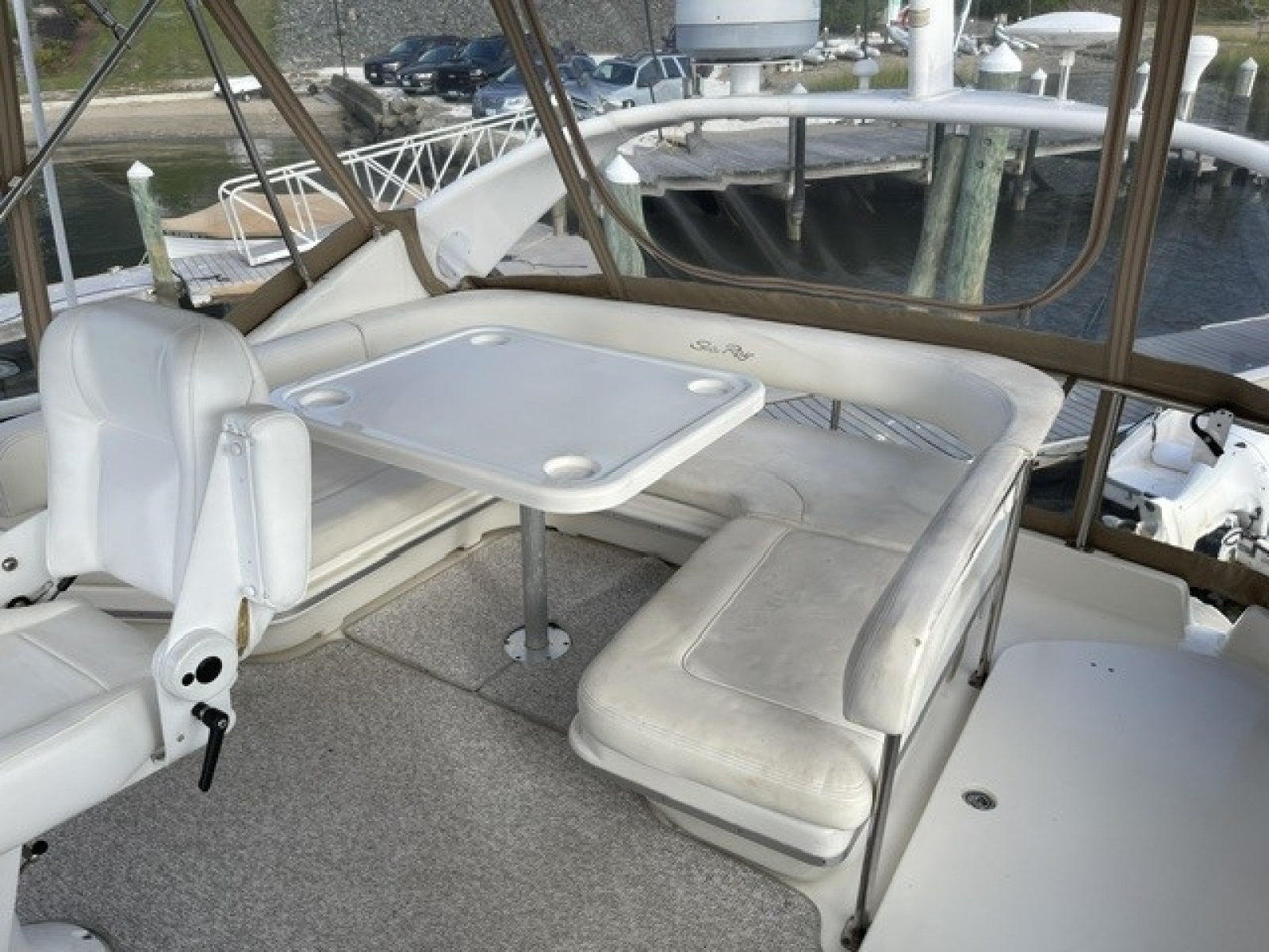 2001 Sea Ray 400 Sedan Bridge