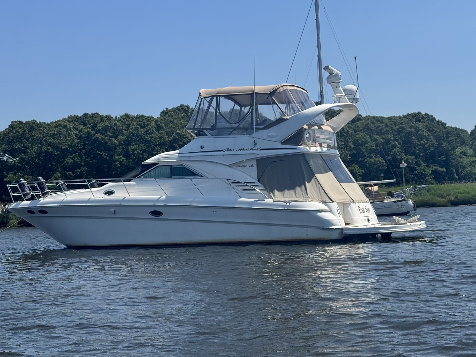 2001 Sea Ray 400 Sedan Bridge