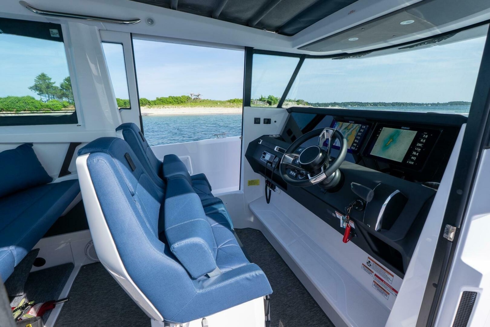 29' 2026 Axopar Cross Cabin