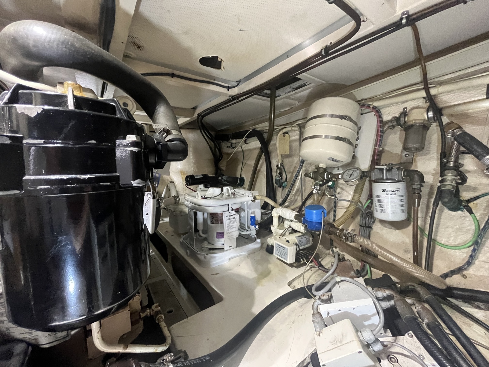 AC Compressor2