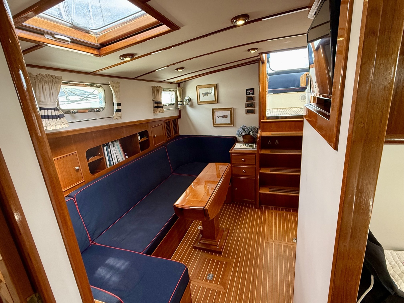 2001 Grand Banks Eastbay HX