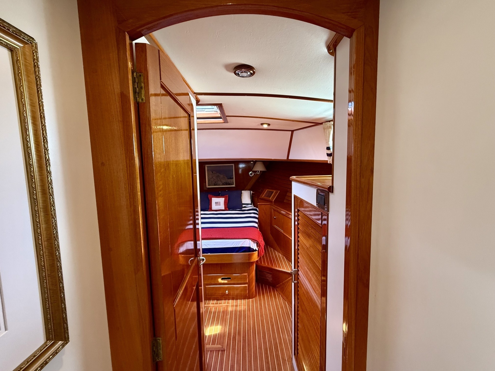 2001 Grand Banks Eastbay HX
