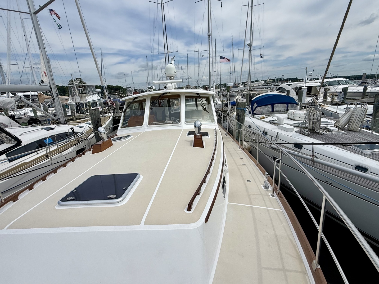 2001 Grand Banks Eastbay HX