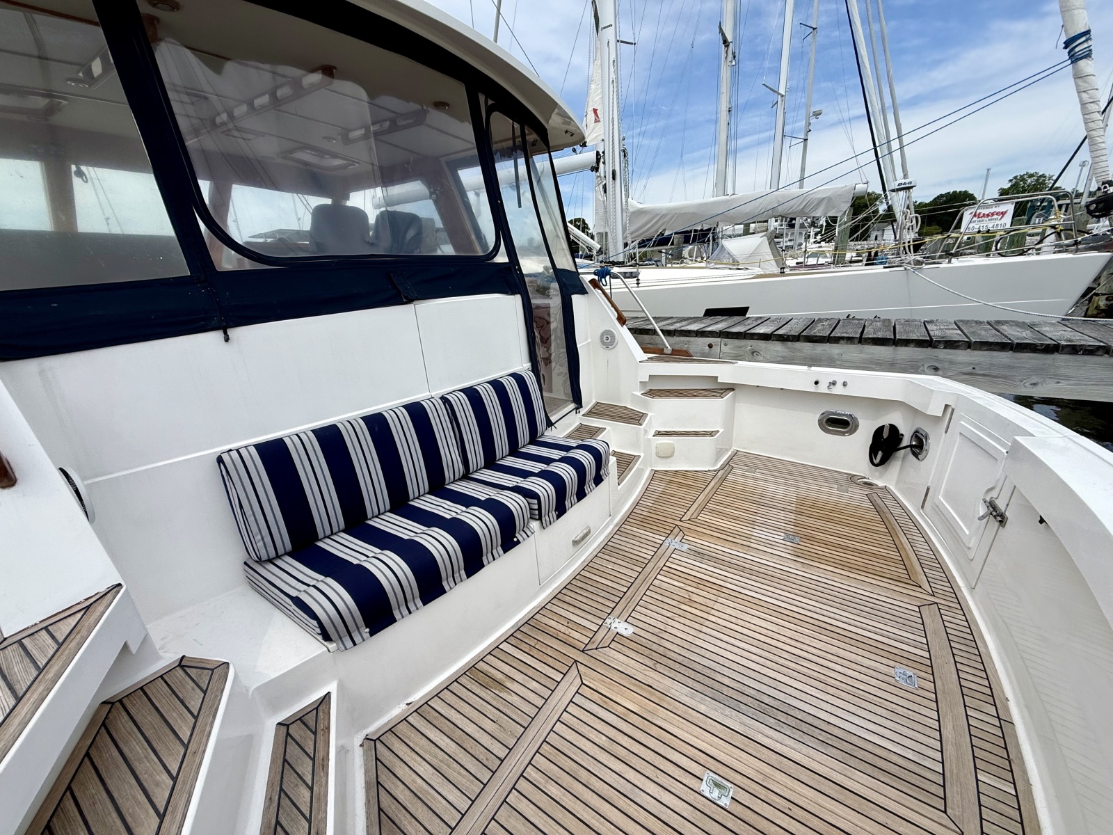 2001 Grand Banks Eastbay HX