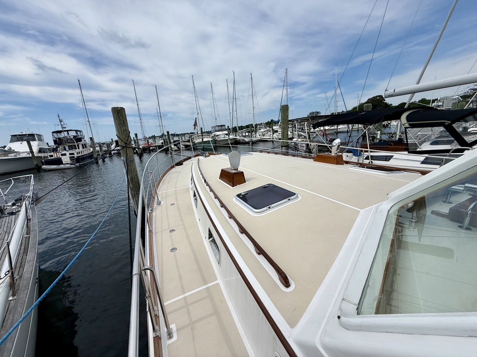 2001 Grand Banks Eastbay HX
