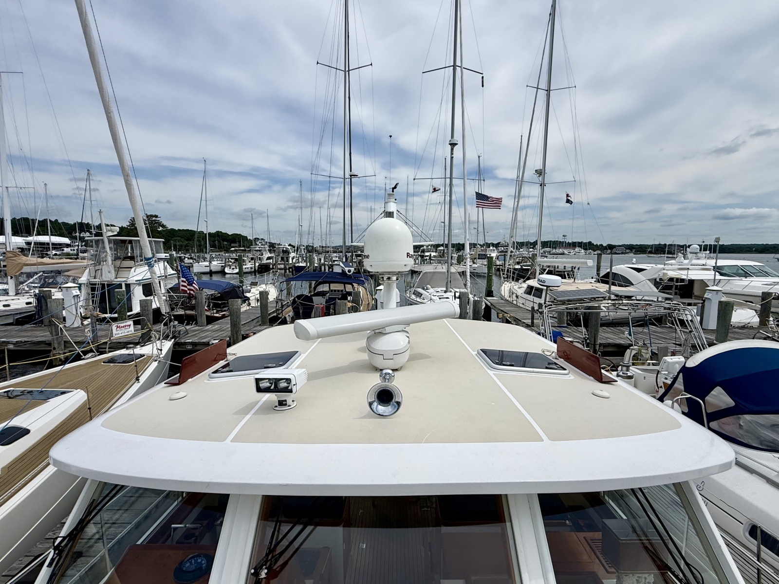 2001 Grand Banks Eastbay HX
