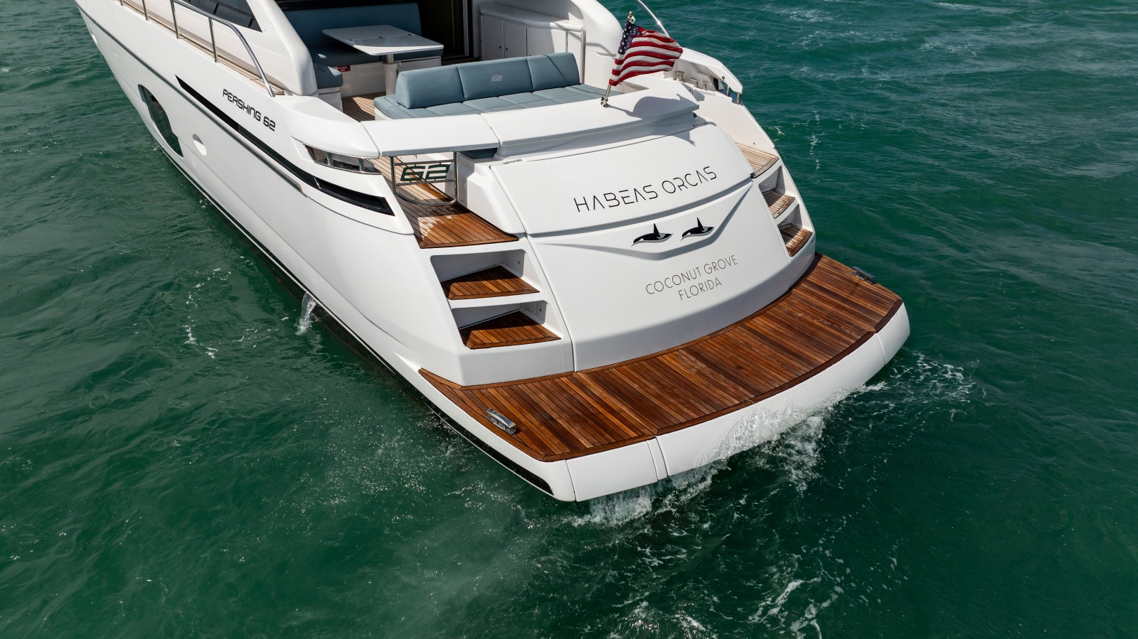 2020 Pershing 62