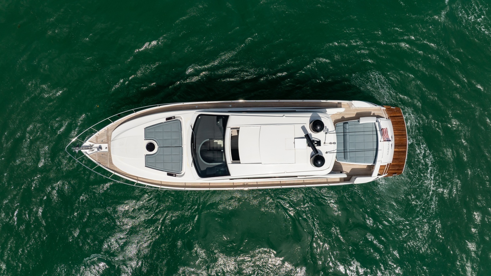 2020 Pershing 62