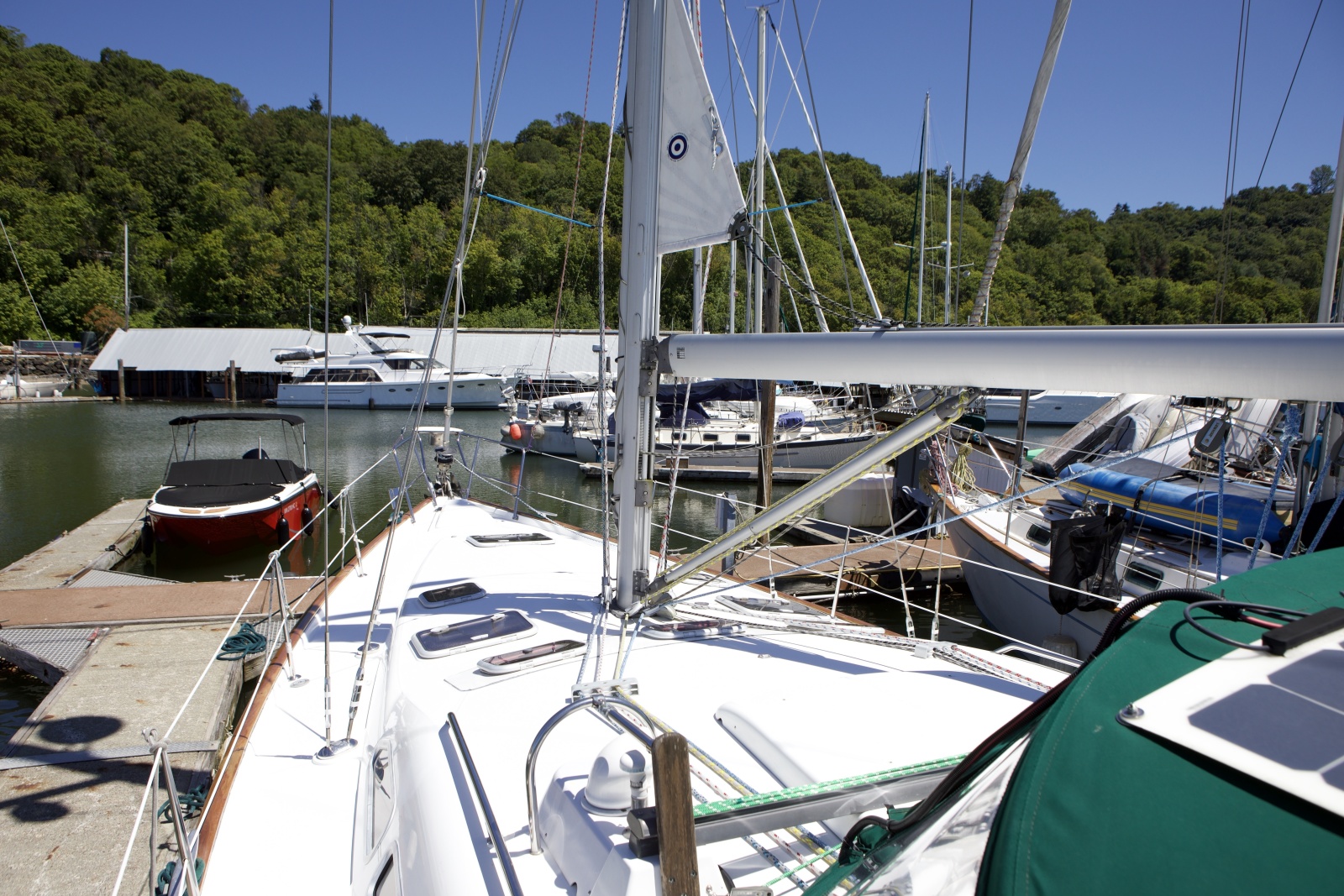 2005 Beneteau 423