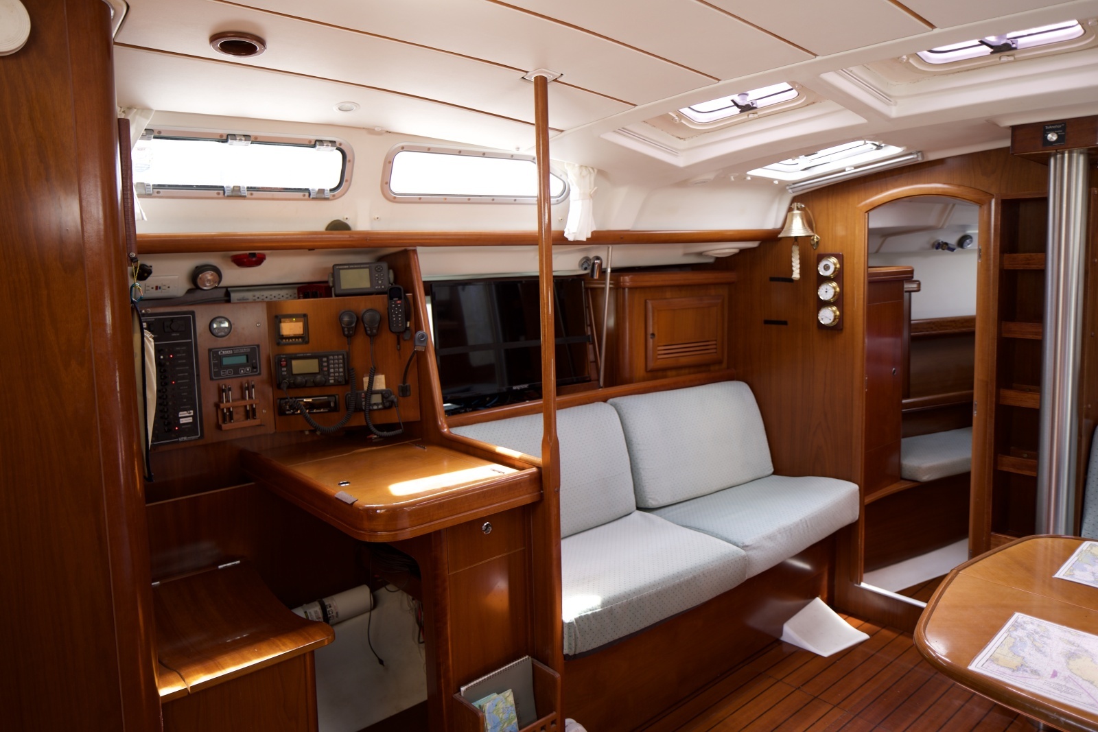 2005 Beneteau 423