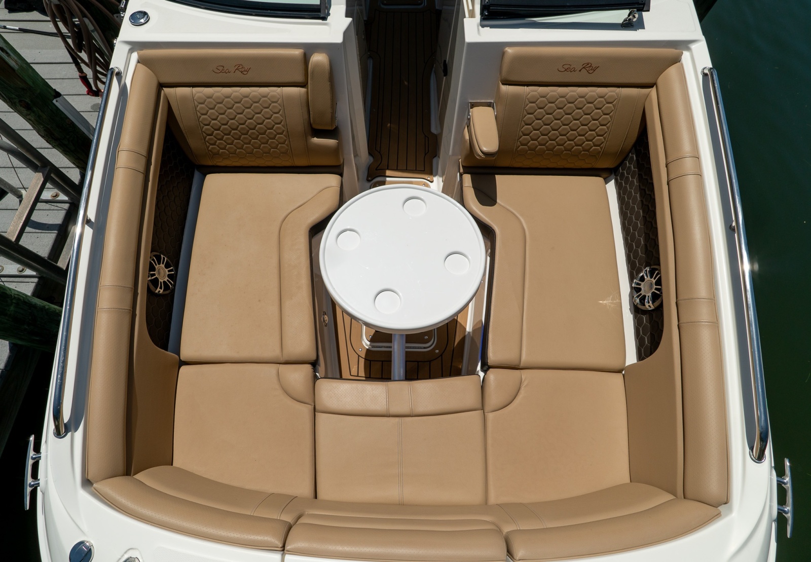 2022 Sea Ray SDX 290