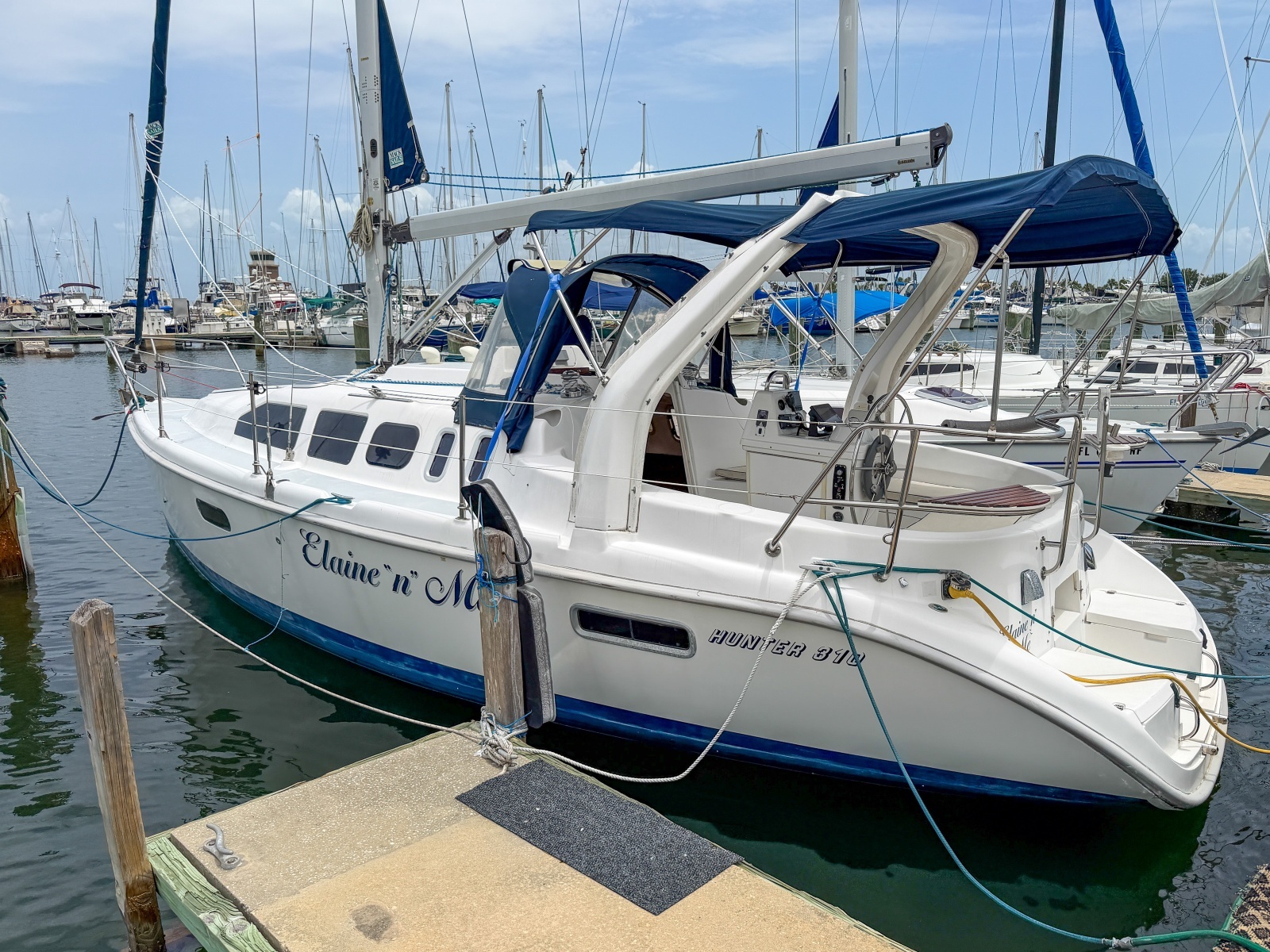 1999 Hunter 310