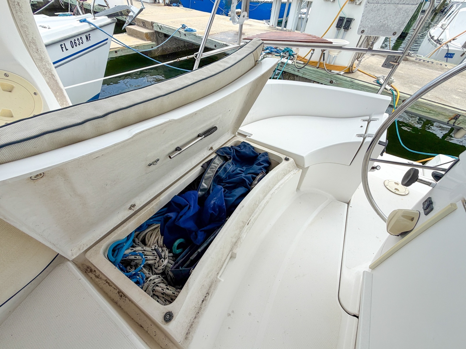 1999 Hunter 310