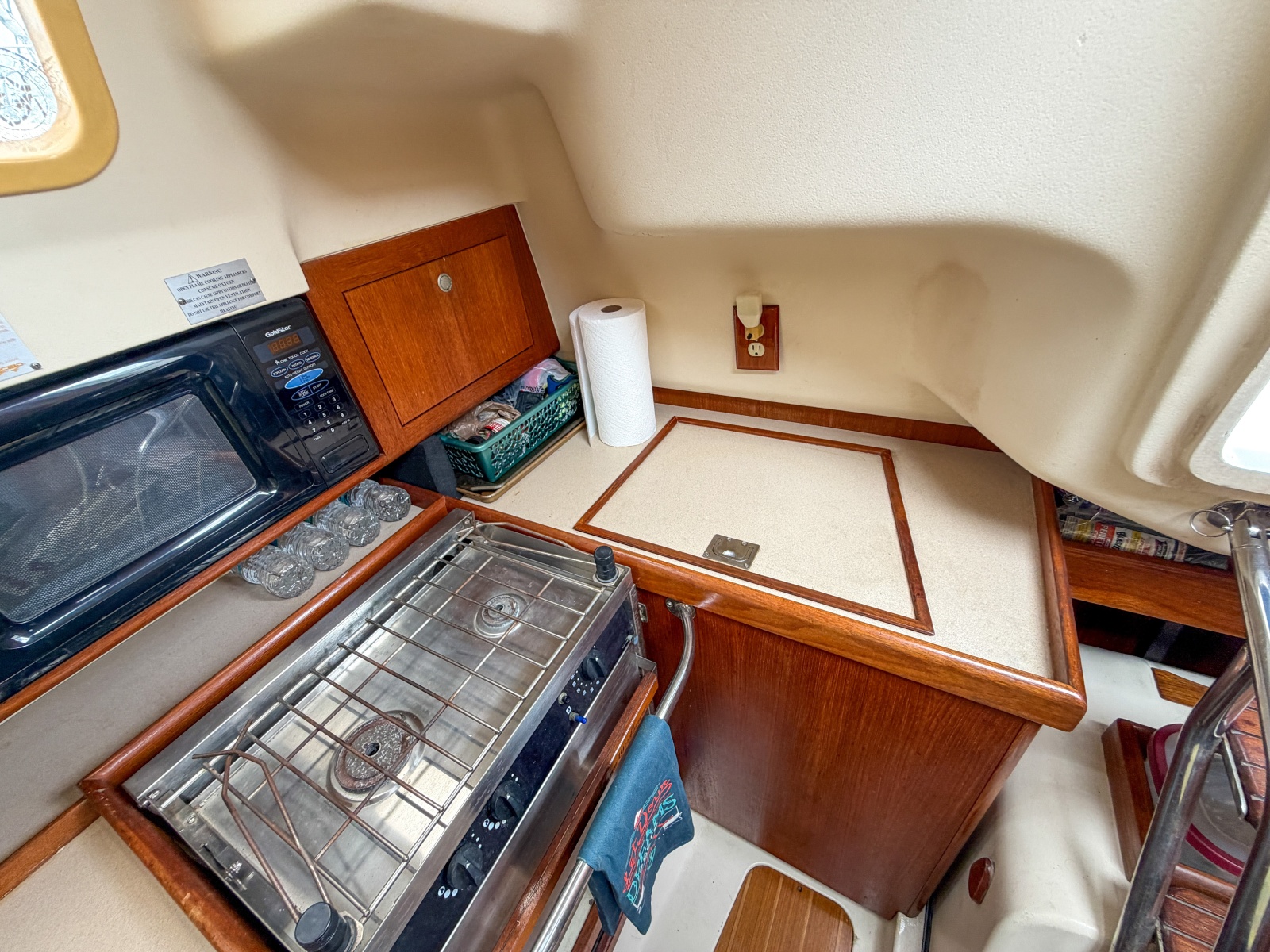 1999 Hunter 310