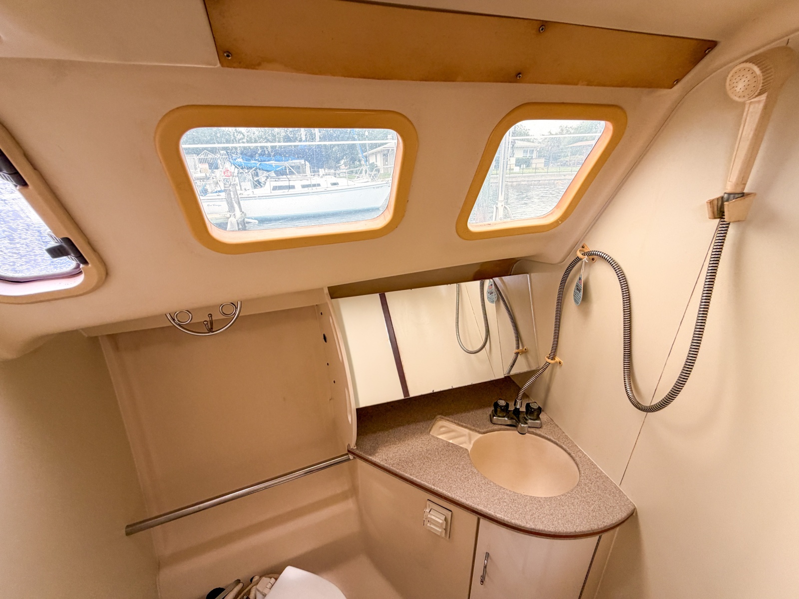 1999 Hunter 310