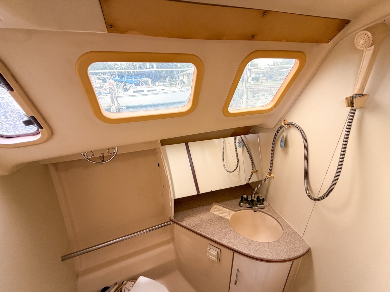 1999 Hunter 310