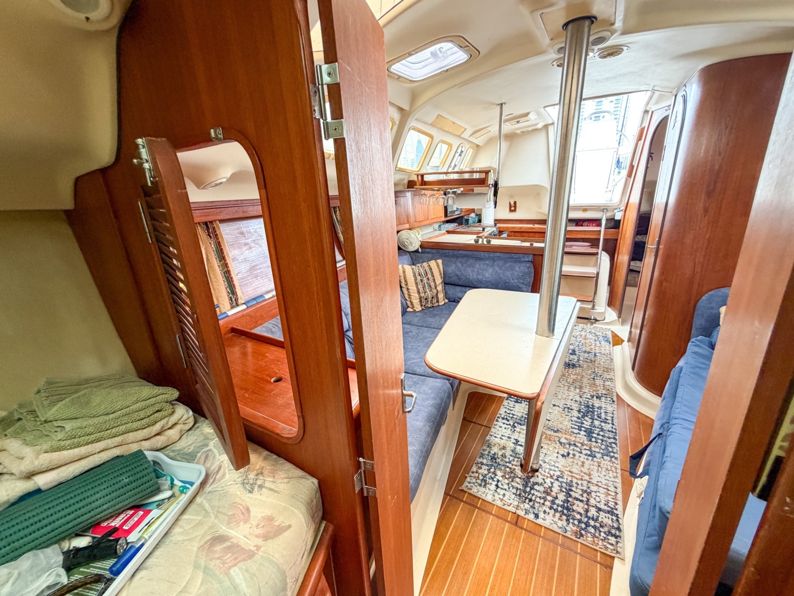 1999 Hunter 310