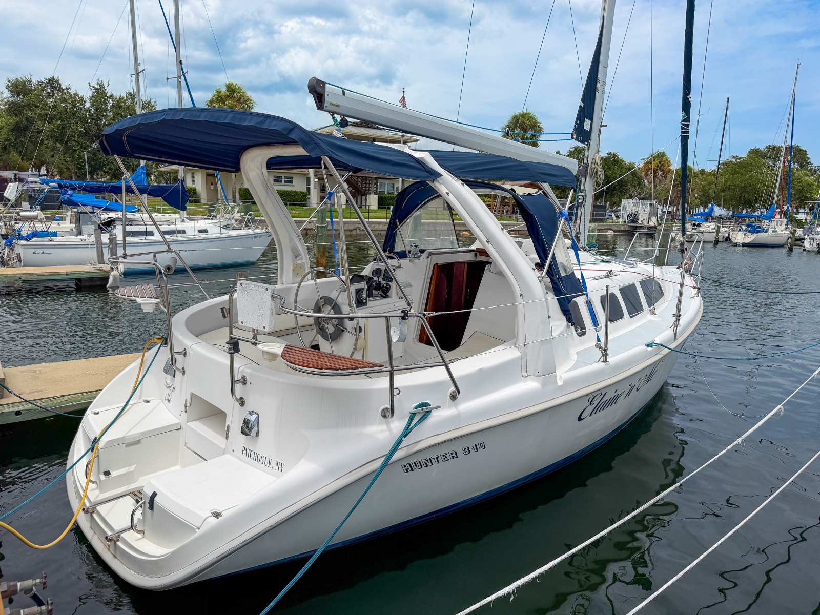 1999 Hunter 310