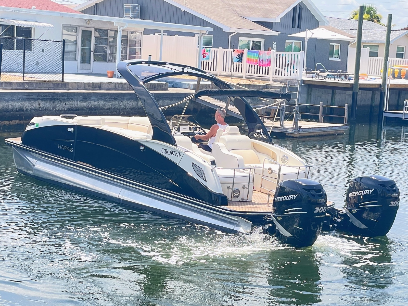 2015 Harris FloteBote Crown DL 250