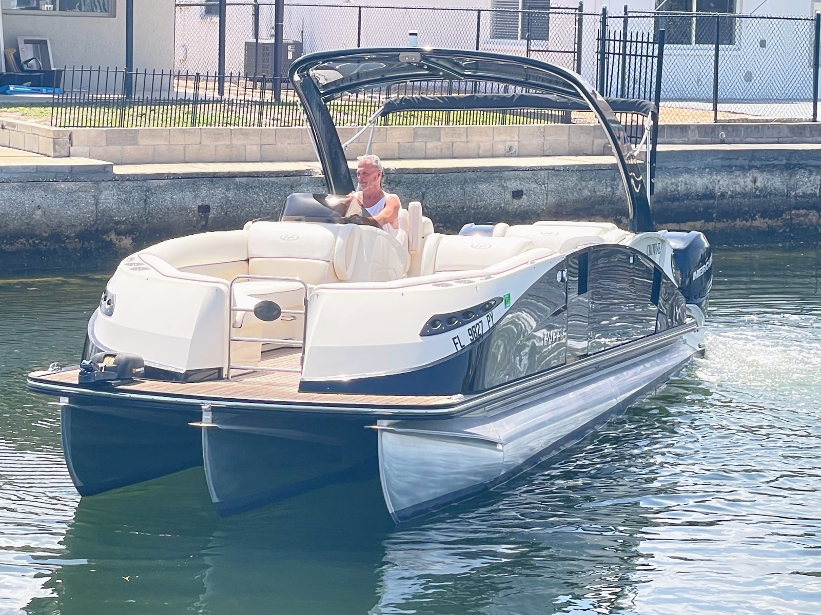 2015 Harris FloteBote Crown DL 250