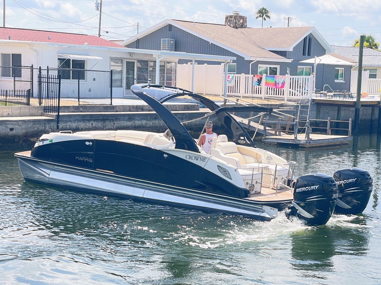 2015 Harris FloteBote Crown DL 250