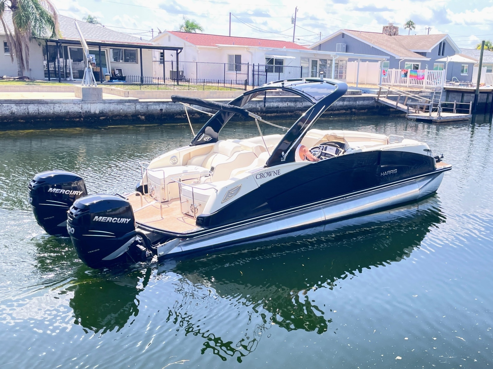 2015 Harris FloteBote Crown DL 250