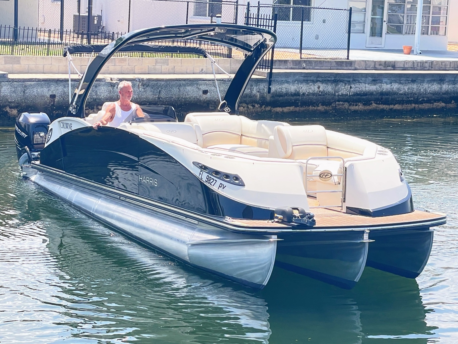 2015 Harris FloteBote Crown DL 250