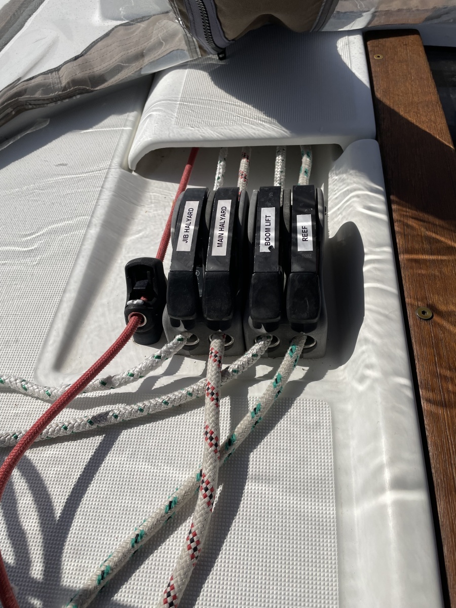 2011 Jeanneau Sun Odyssey 409
