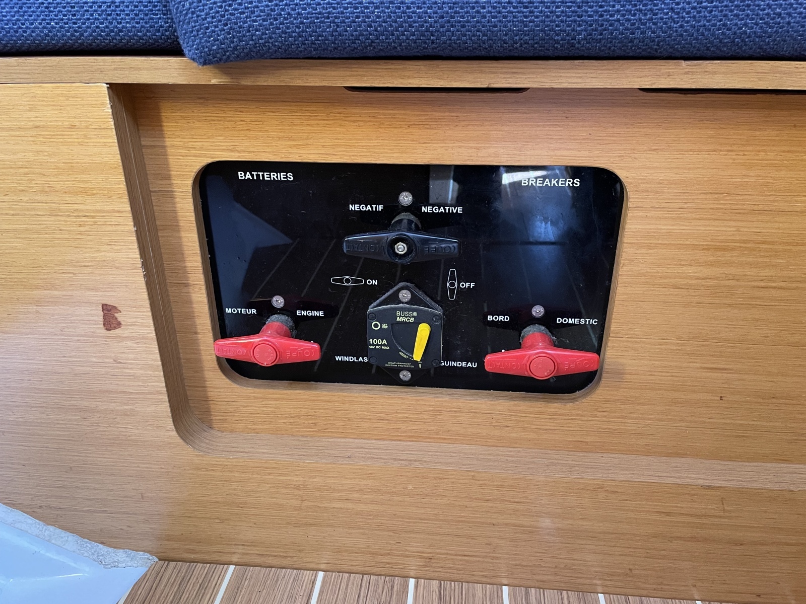 2011 Jeanneau Sun Odyssey 409