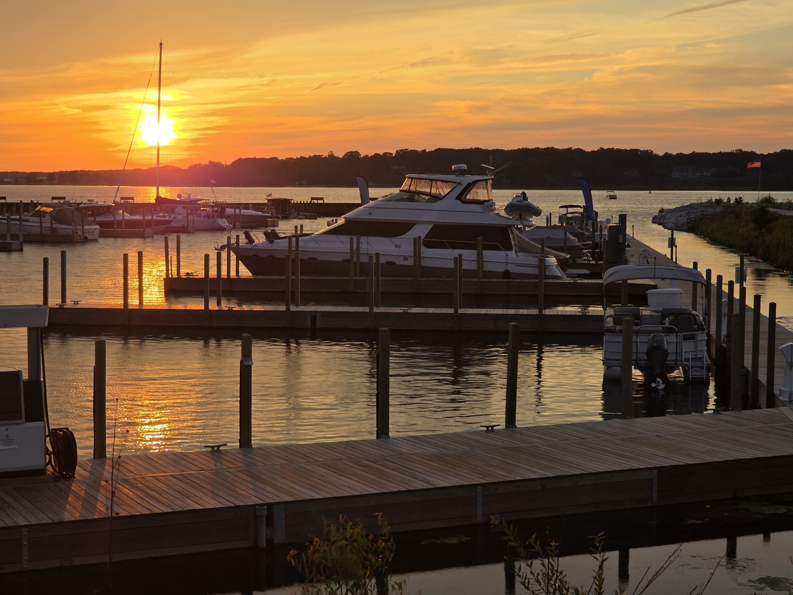 2002 Carver Voyager Pilothouse 530