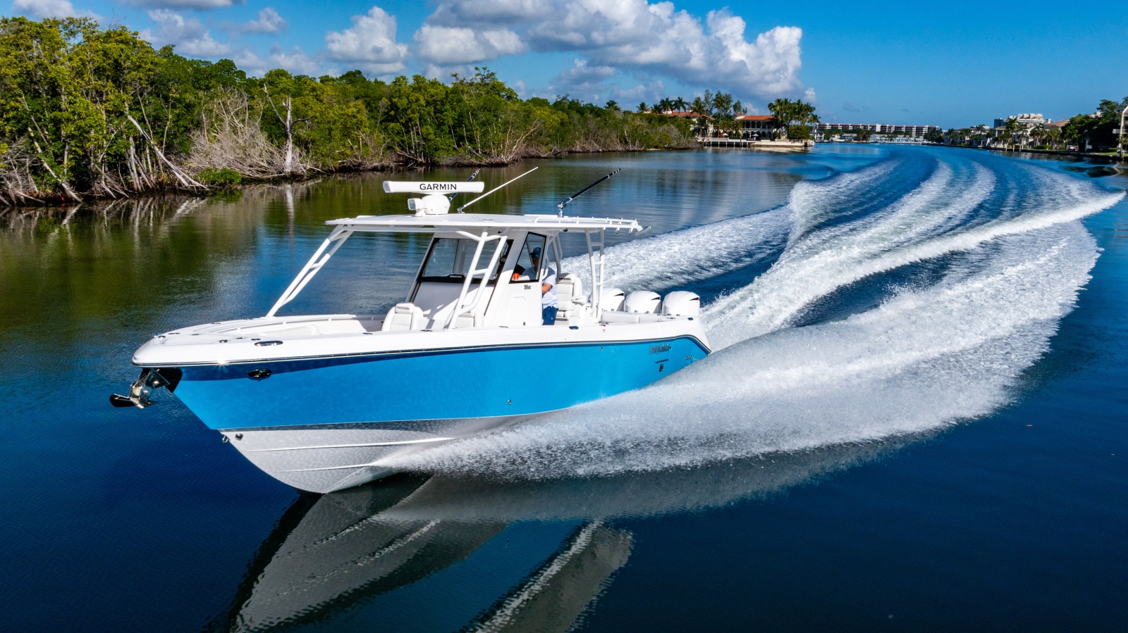 2019 Everglades 355 Center Console