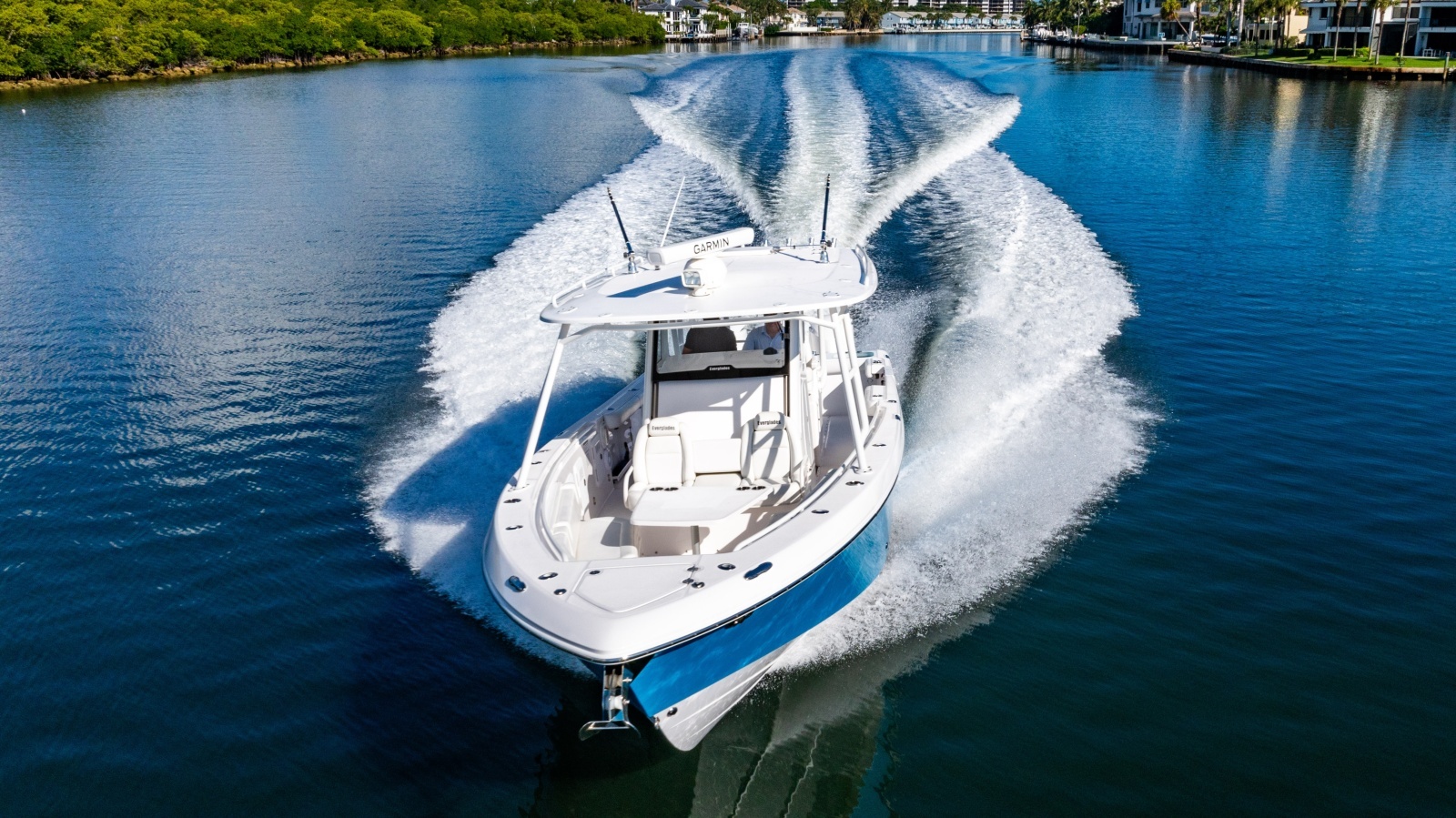2019 Everglades 355 Center Console