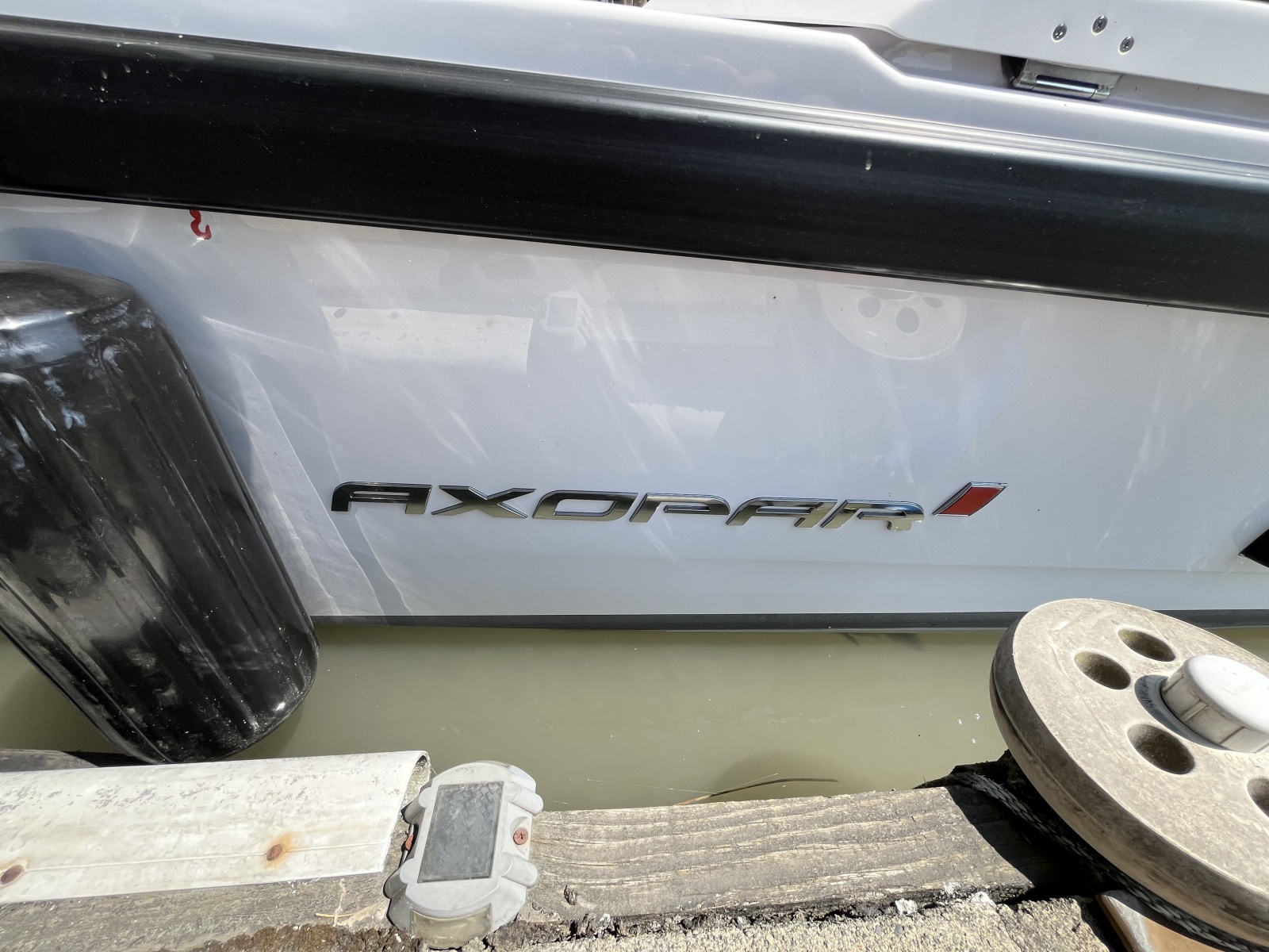 2025 Axopar 29 Cross Cabin XC