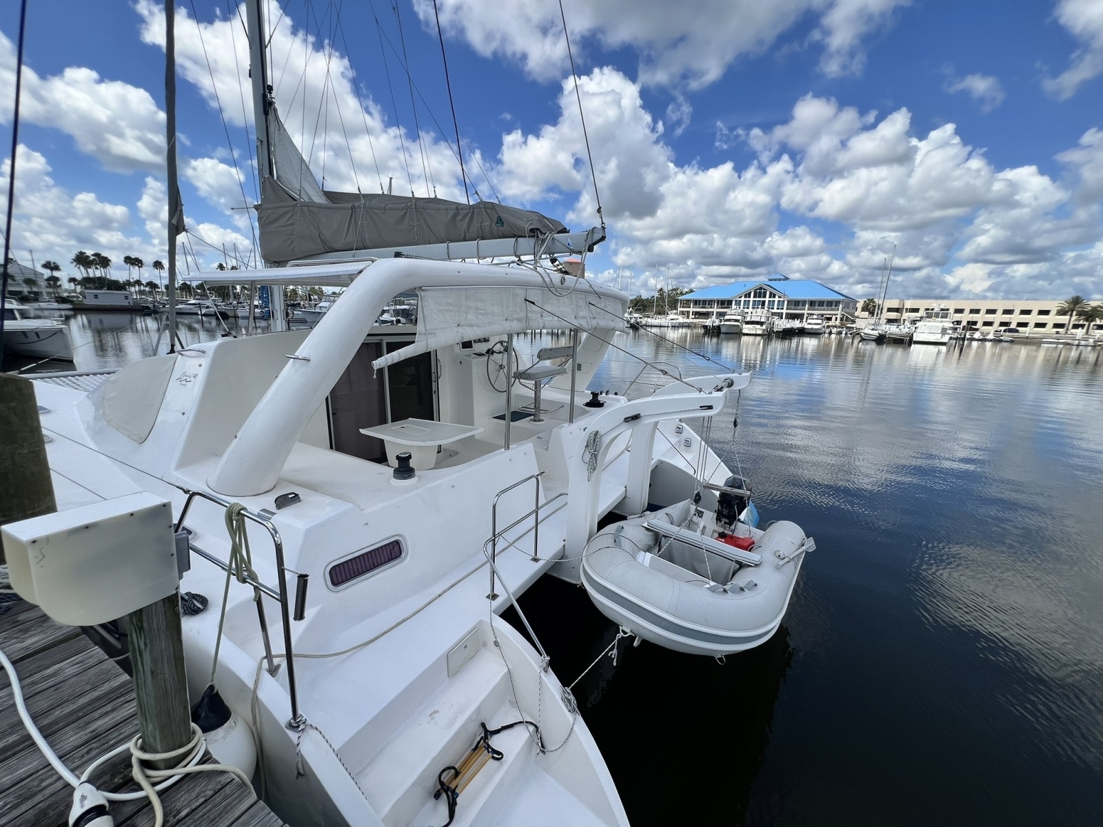 2008 Admiral 40 Cruiser