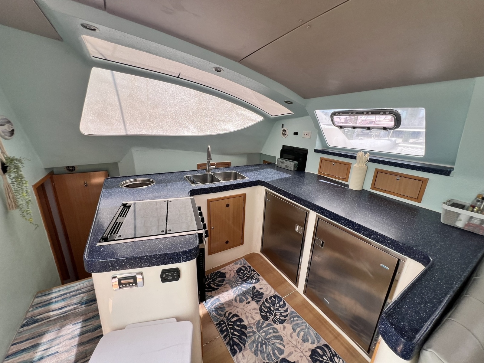2008 Admiral 40 Cruiser