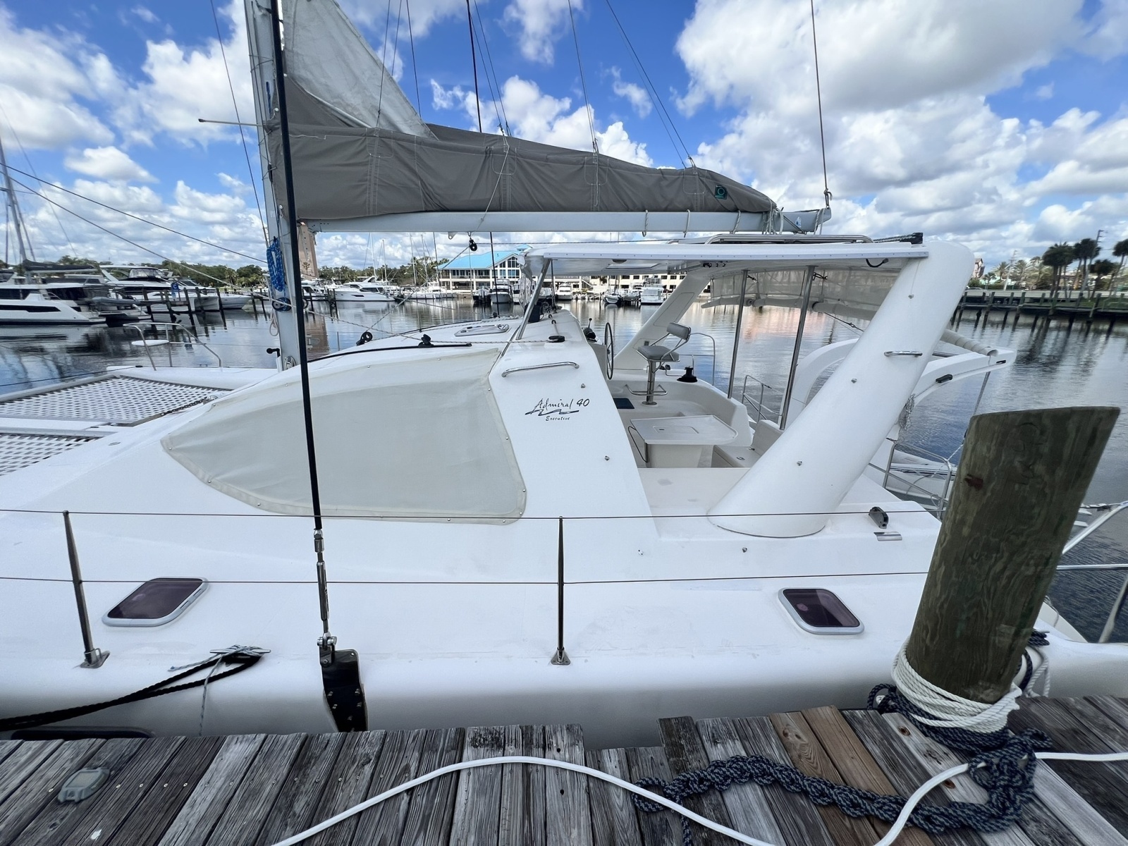 2008 Admiral 40 Cruiser