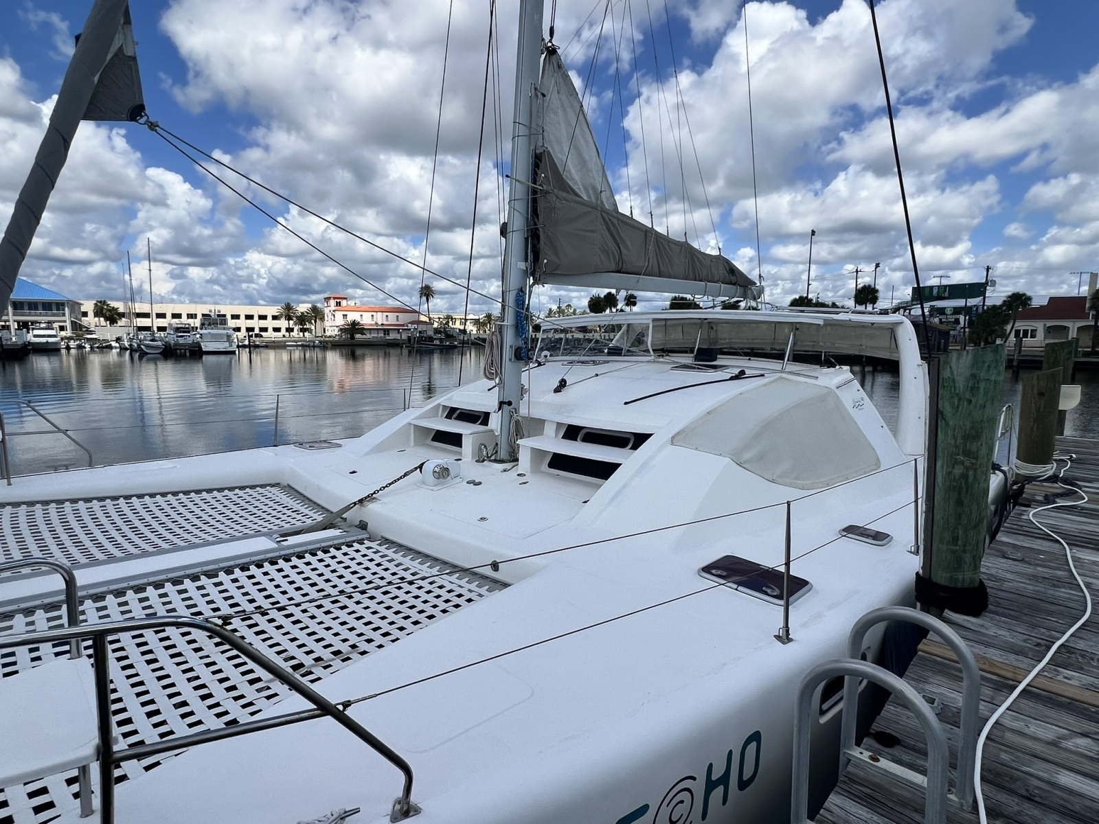 2008 Admiral 40 Cruiser