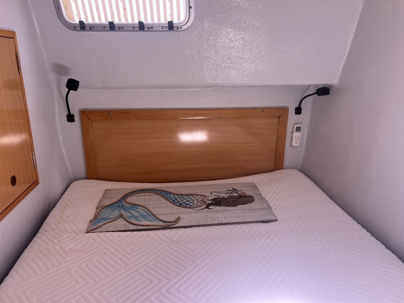 2008 Admiral 40 Cruiser